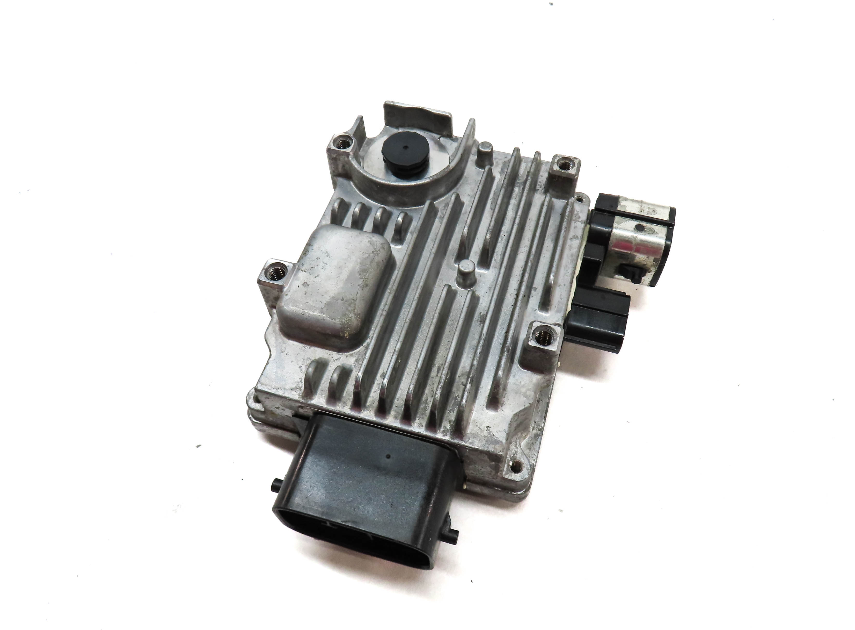 2011 PORSCHE CAYENNE (958) 3.0L HYBRID (M06.EC) ENGINE OIL PUMP CONTROL MODULE — exact item pictured